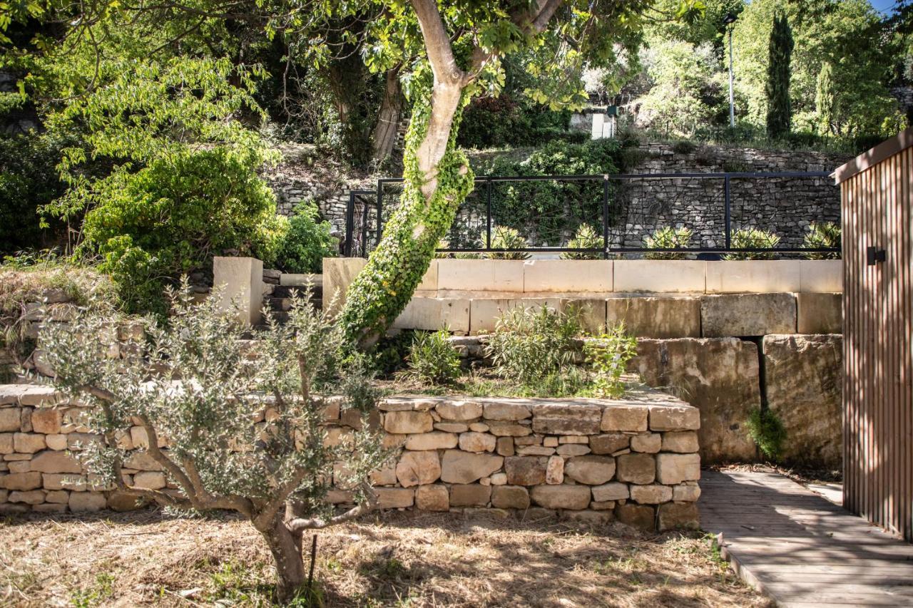 Les Cabanes De La Fontaine Лакост Экстерьер фото